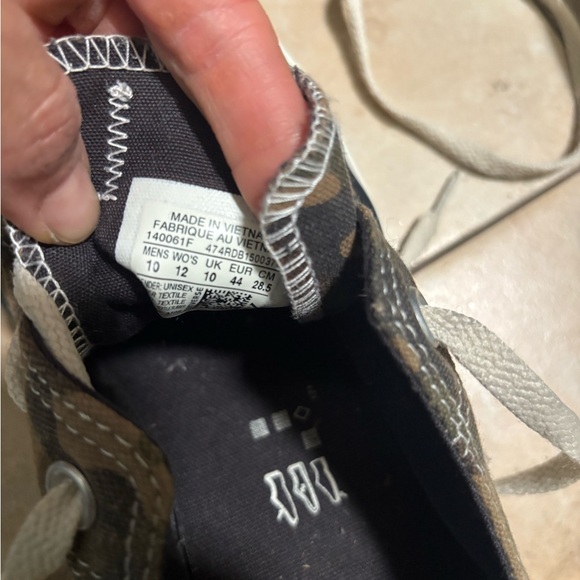 Converse Men's Shoes sz 10, 2 for $30 - Picture 5 of 10